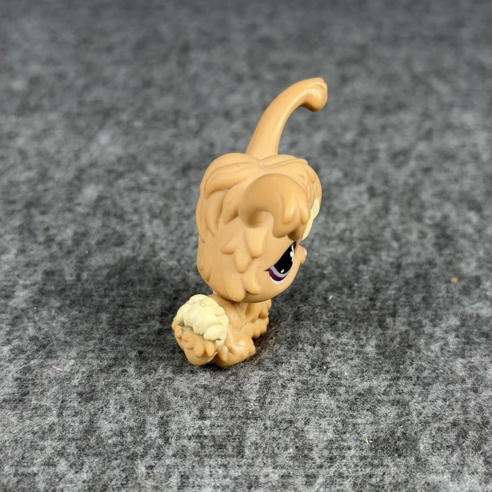 Hasbro Littlest Pet Shop  Angora Rabbit flower Figure 2007 LPS Toy #631